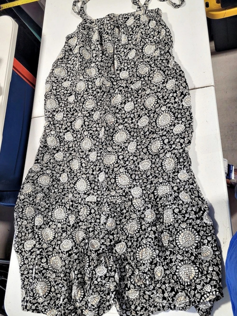 Old Navy Floral Mini Dress in Black & White Size Small